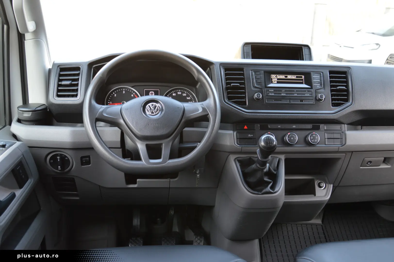 VOLKSWAGEN CRAFTER L4 2.0TDI Cabina Dubla 7 Locuri