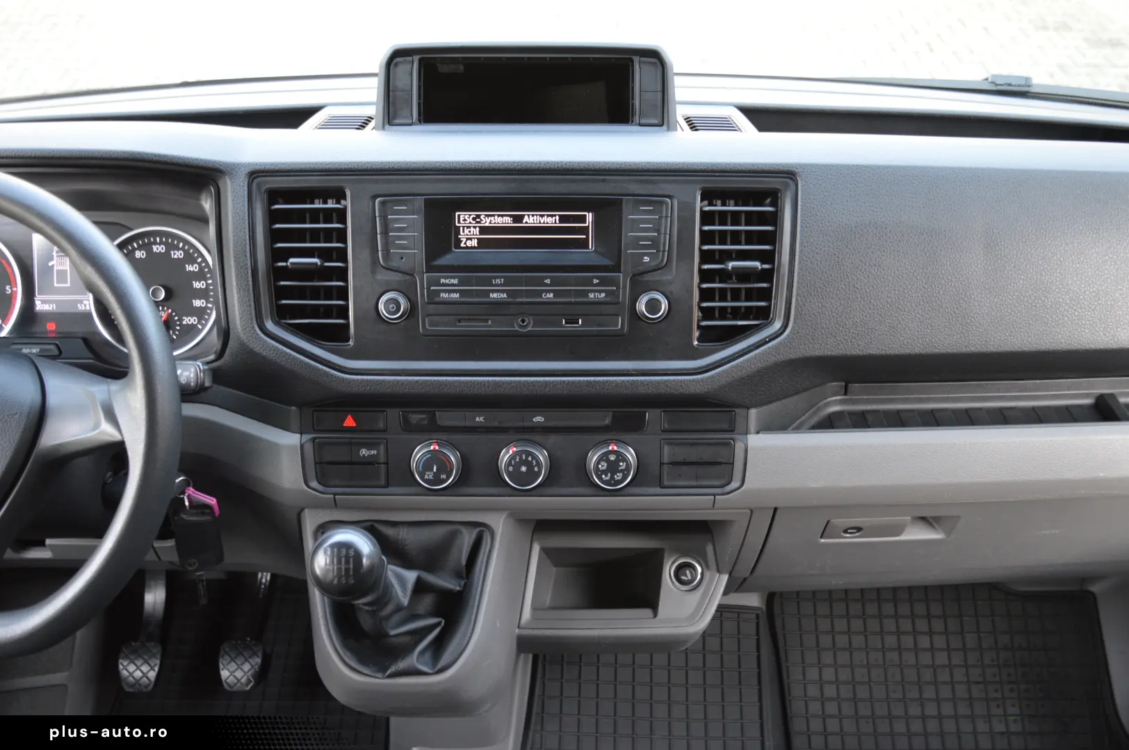 VOLKSWAGEN CRAFTER L4 2.0TDI Cabina Dubla 7 Locuri