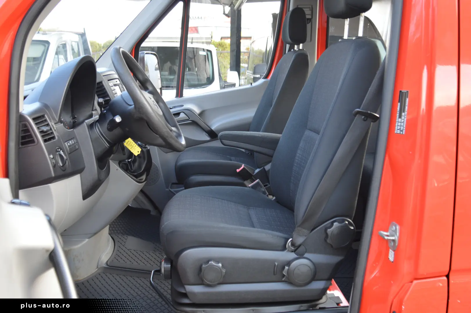 Mercedes-Benz SPRINTER 316 CDI Cabina Dubla 6 Locuri