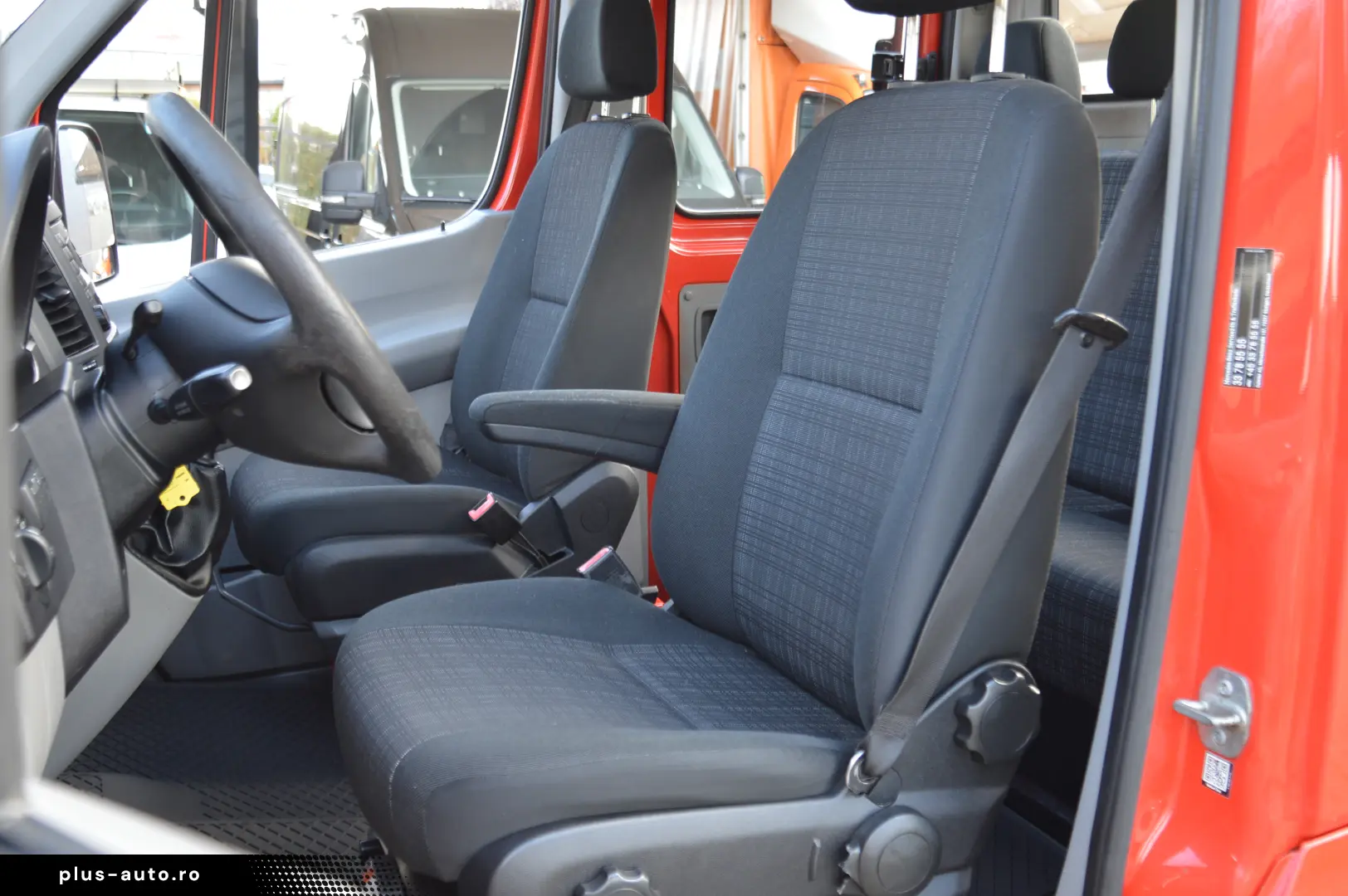 Mercedes-Benz SPRINTER 316 CDI Cabina Dubla 6 Locuri