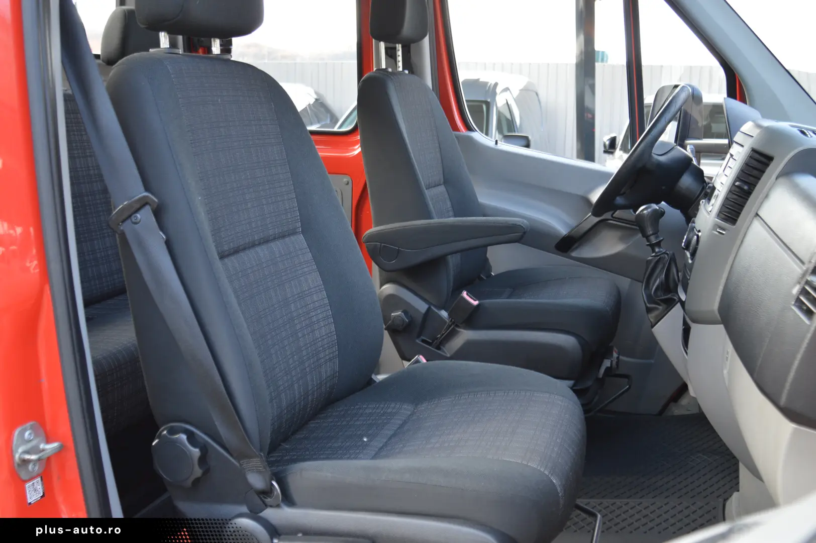 Mercedes-Benz SPRINTER 316 CDI Cabina Dubla 6 Locuri