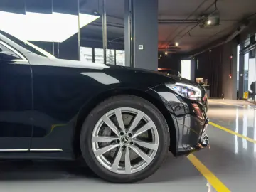 Mercedes-Benz S 580e 9G-TRONIC