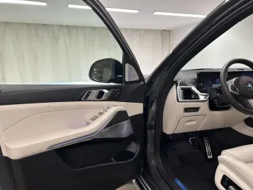 X7 40d xDrive M Sportpaket BMW Individual Dravitgrau 360