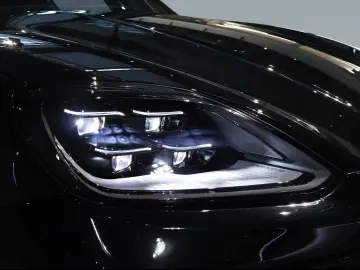 Cayenne E-Hybrid BOSE Massage HD Matrix 22