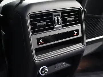 Cayenne E-Hybrid BOSE Massage HD Matrix 22