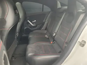 CLA 250 4MATIC Coupé AMG Premium Distronic PSD