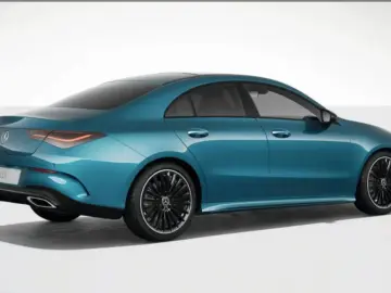 CLA 250 4M AMG PANO BURM 19  KEYLESS NIGHT LED