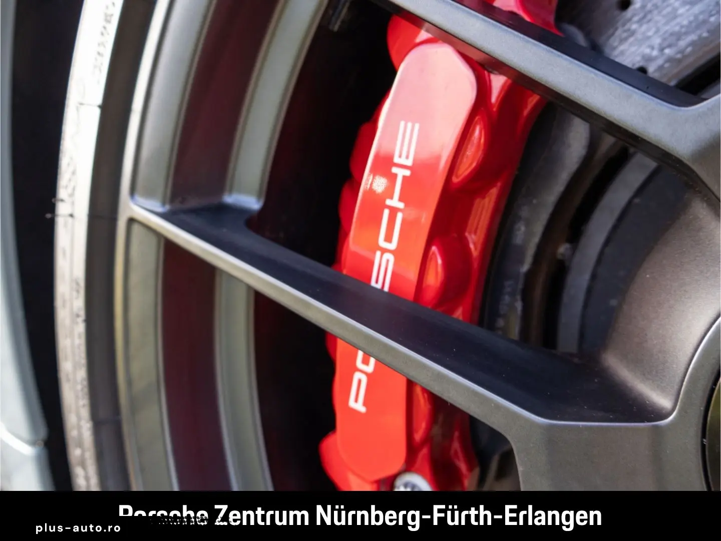 992 911 Carrera 4 GTS Liftachse HD-Matrix 360 Ka