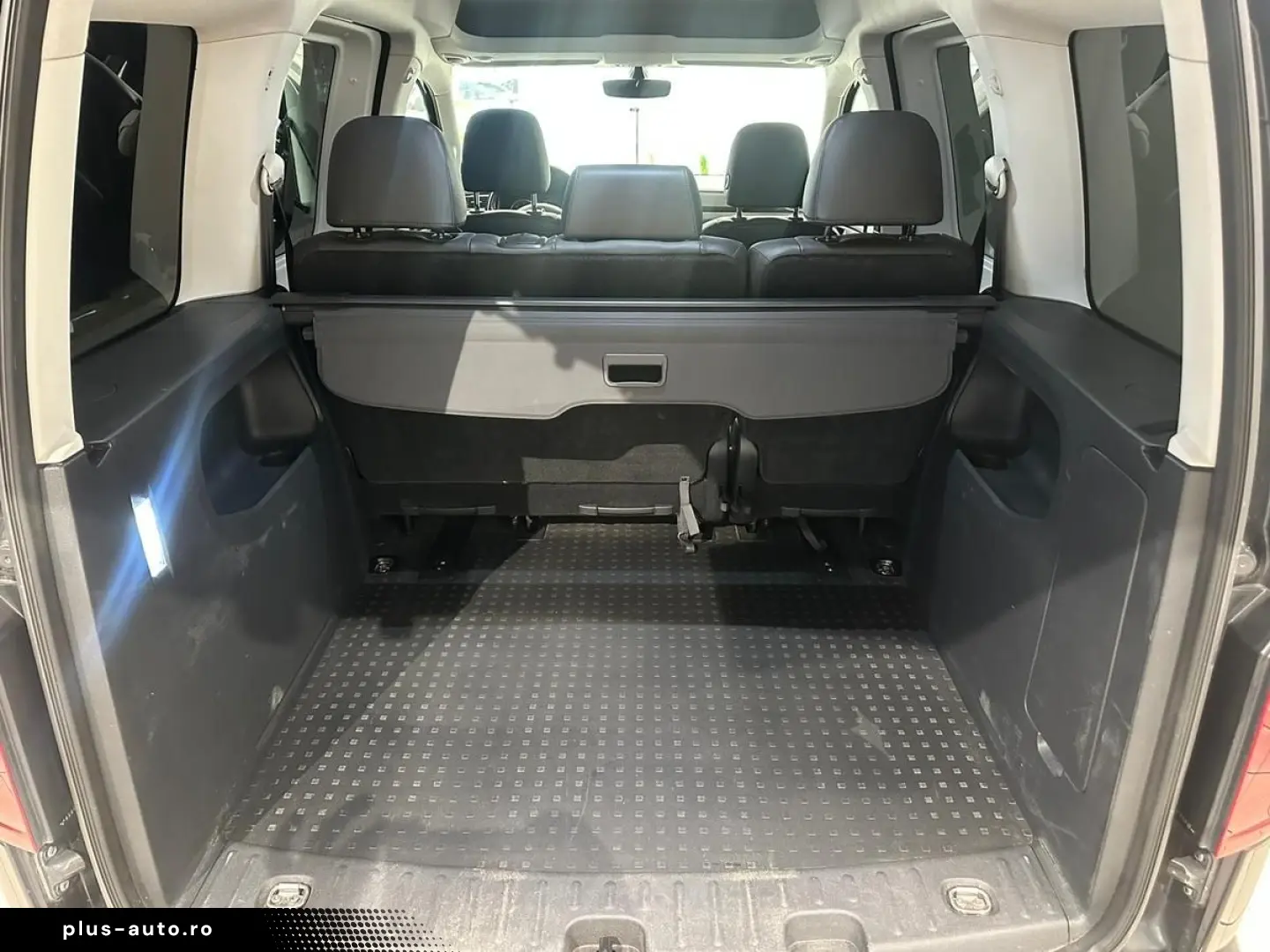 Caddy 2.0 TDI Highline Standheizung RFK Tempomat