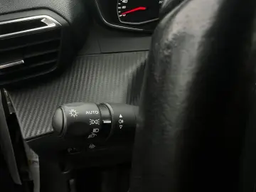 Peugeot 2008 Gen-Ii-2019