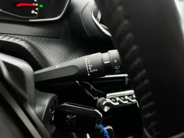 Peugeot 2008 Gen-Ii-2019