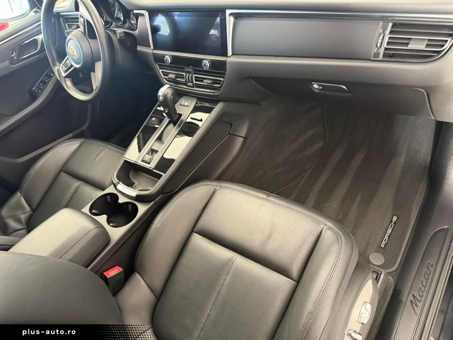 Macan - 1. Hand - Panorama- Vollleder