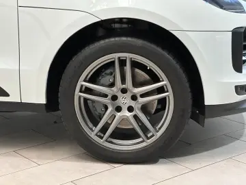 Macan S PDK Navi Leder LED Luftfed. Panorama 20