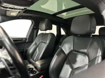 Macan S PDK Navi Leder LED Luftfed. Panorama 20