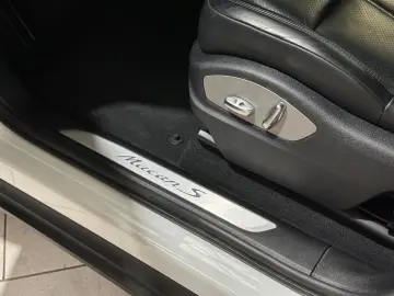 Macan S PDK Navi Leder LED Luftfed. Panorama 20