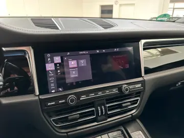 Macan S PDK Navi Leder LED Luftfed. Panorama 20