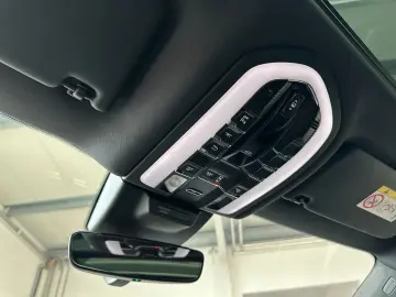 Macan S PDK Navi Leder LED Luftfed. Panorama 20