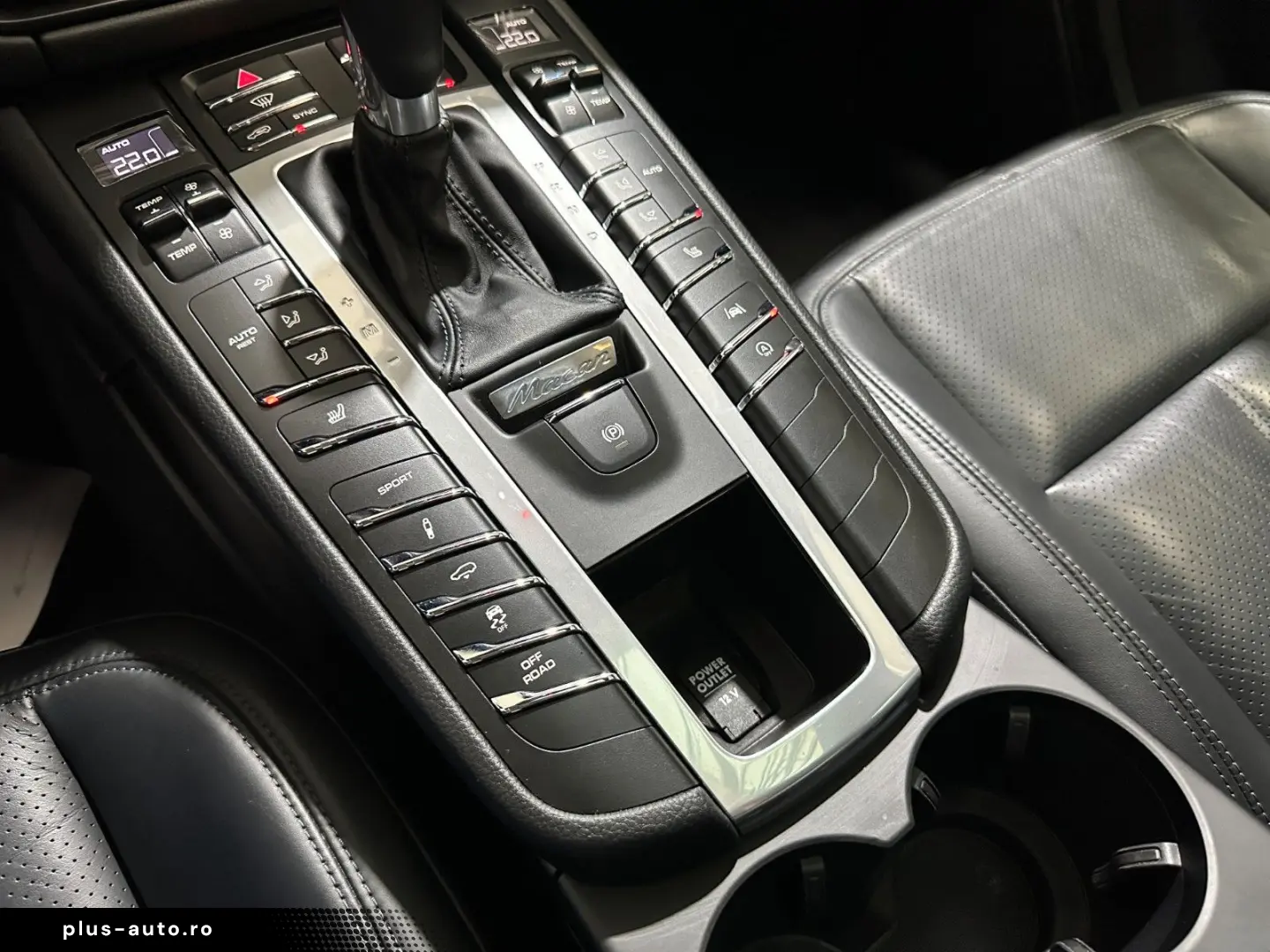 Macan S PDK Navi Leder LED Luftfed. Panorama 20