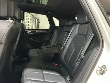 Macan S PDK Navi Leder LED Luftfed. Panorama 20