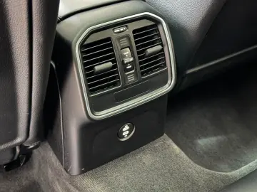 Macan S PDK Navi Leder LED Luftfed. Panorama 20