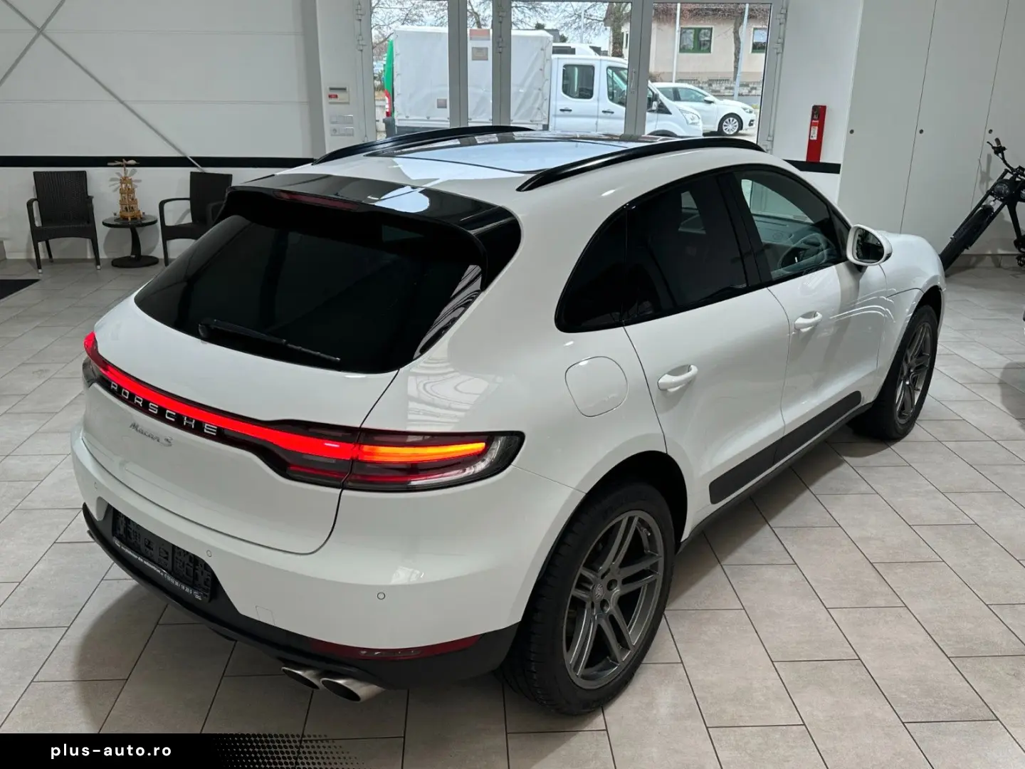 Macan S PDK Navi Leder LED Luftfed. Panorama 20