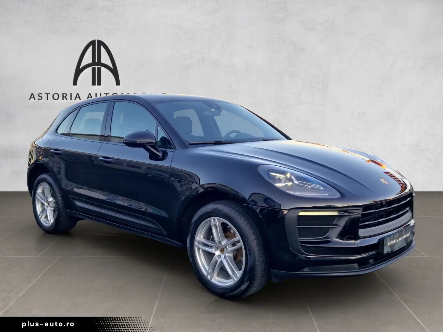 Macan Approved Pano CarPlay Signassist RFK