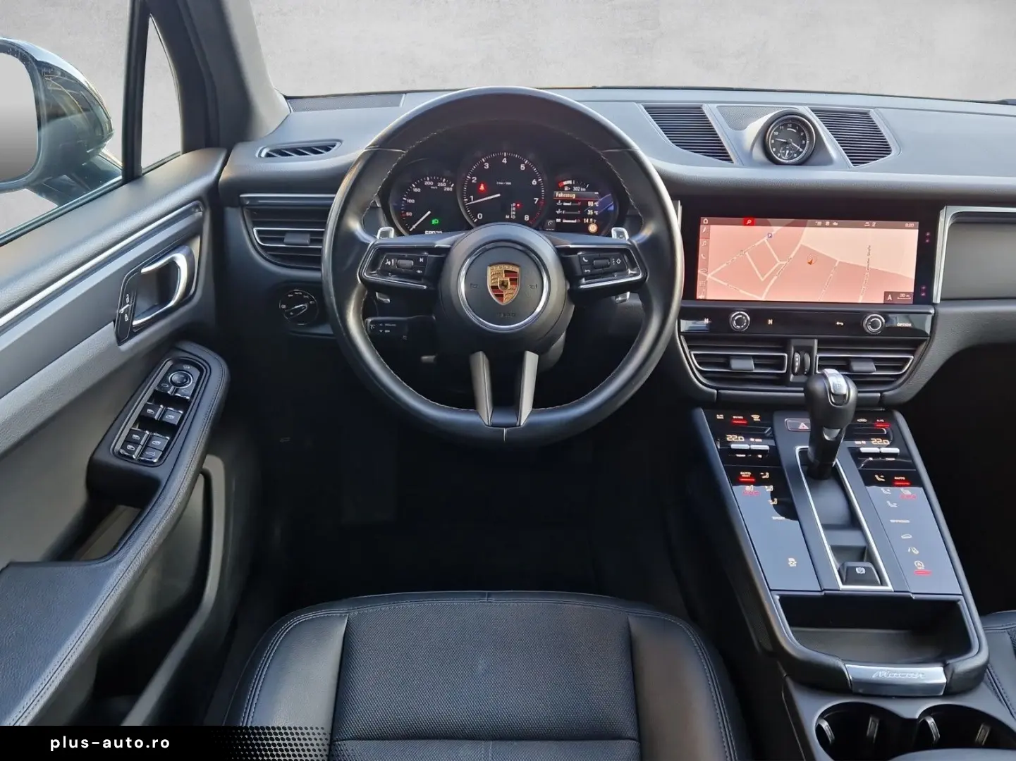 Macan Approved Pano CarPlay Signassist RFK