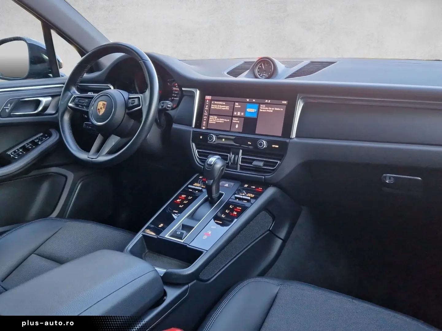 Macan Approved Pano CarPlay Signassist RFK