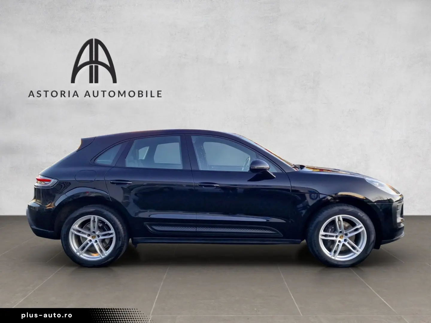 Macan Approved Pano CarPlay Signassist RFK