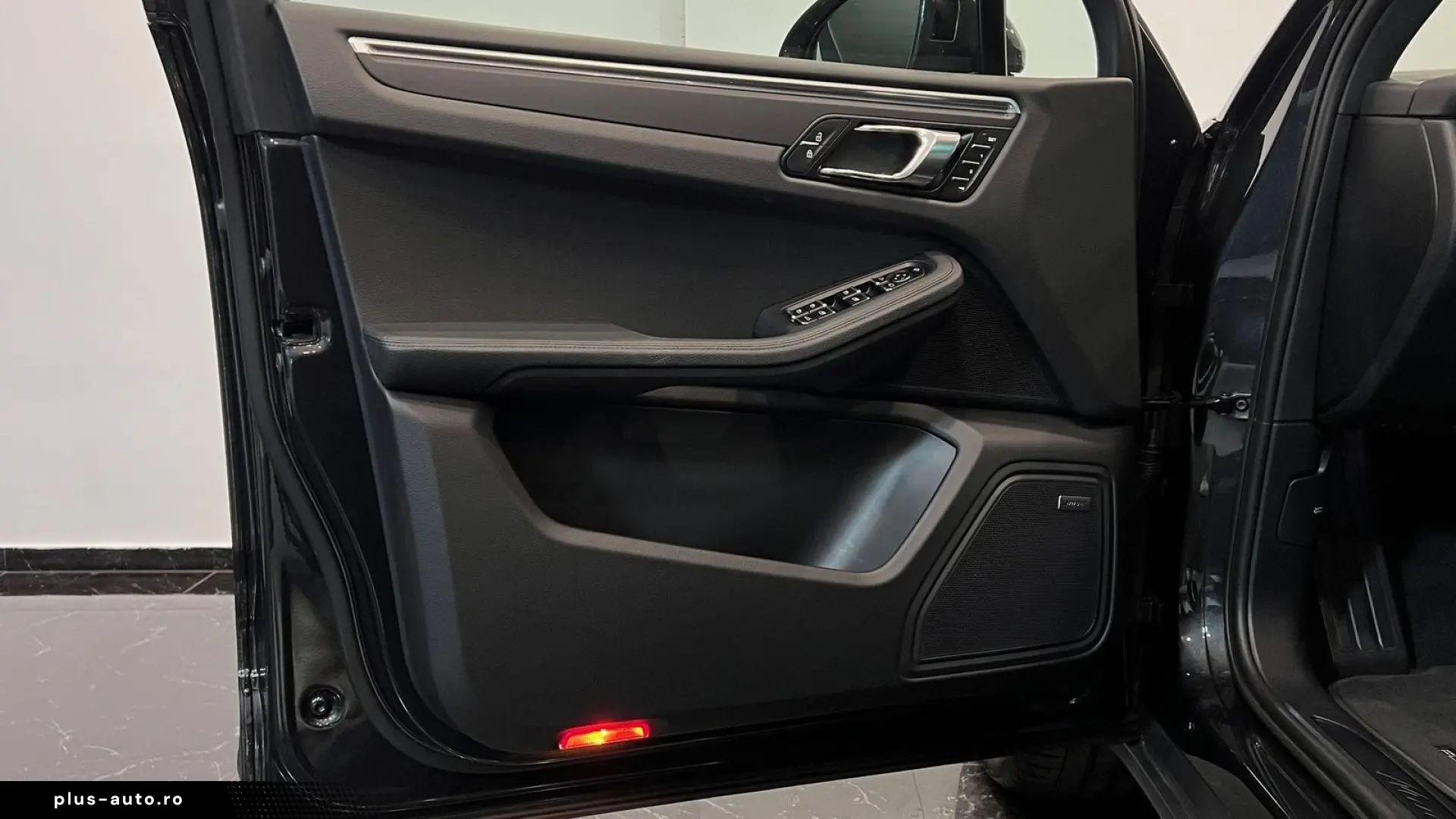 Macan III PANO AHK PDLS  Totwinkel ACC Kamera