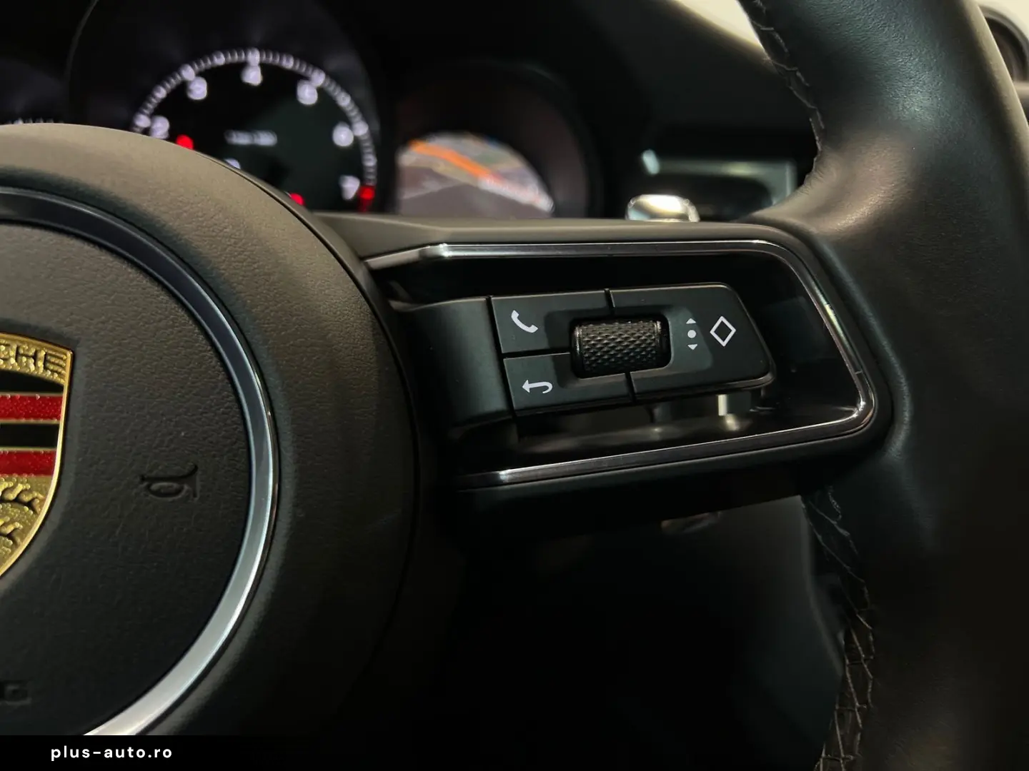 Macan III PANO AHK PDLS  Totwinkel ACC Kamera