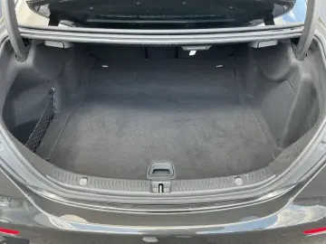 E 200 9G Avantgarde  360  Standhz DISTR PARKTRO