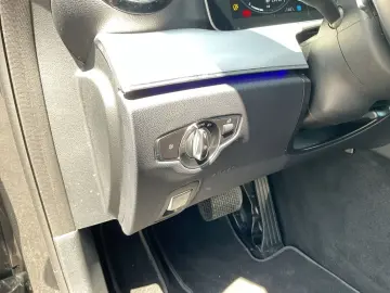 E 200 9G Avantgarde  360  Standhz DISTR PARKTRO