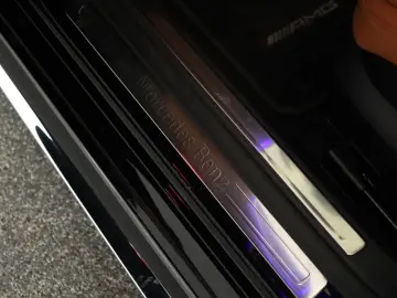 S 580 lang AMG DIGITAL Pano HUD HighEndFond 21