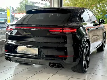 Cayenne Coupe Platinum Ed. SportAbgas. Pano Luft
