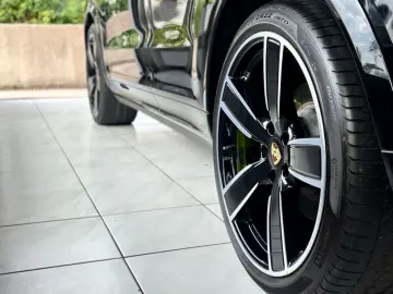 Cayenne Coupe Platinum Ed. SportAbgas. Pano Luft