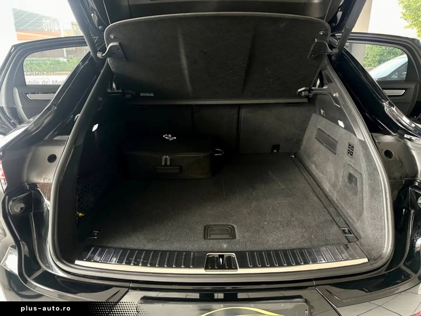 Cayenne Coupe Platinum Ed. SportAbgas. Pano Luft