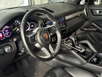 Cayenne Coupe Platinum Ed. SportAbgas. Pano Luft