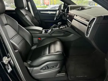 Cayenne Coupe Platinum Ed. SportAbgas. Pano Luft