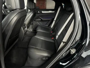 Cayenne Coupe Platinum Ed. SportAbgas. Pano Luft