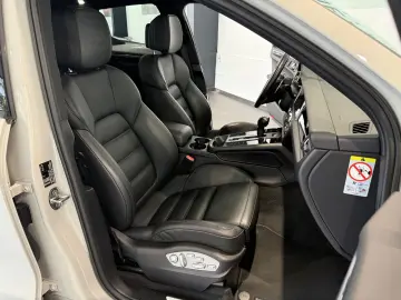 Macan S  1.Hand-Pano-18 Wege-Luft-20 -PDLS