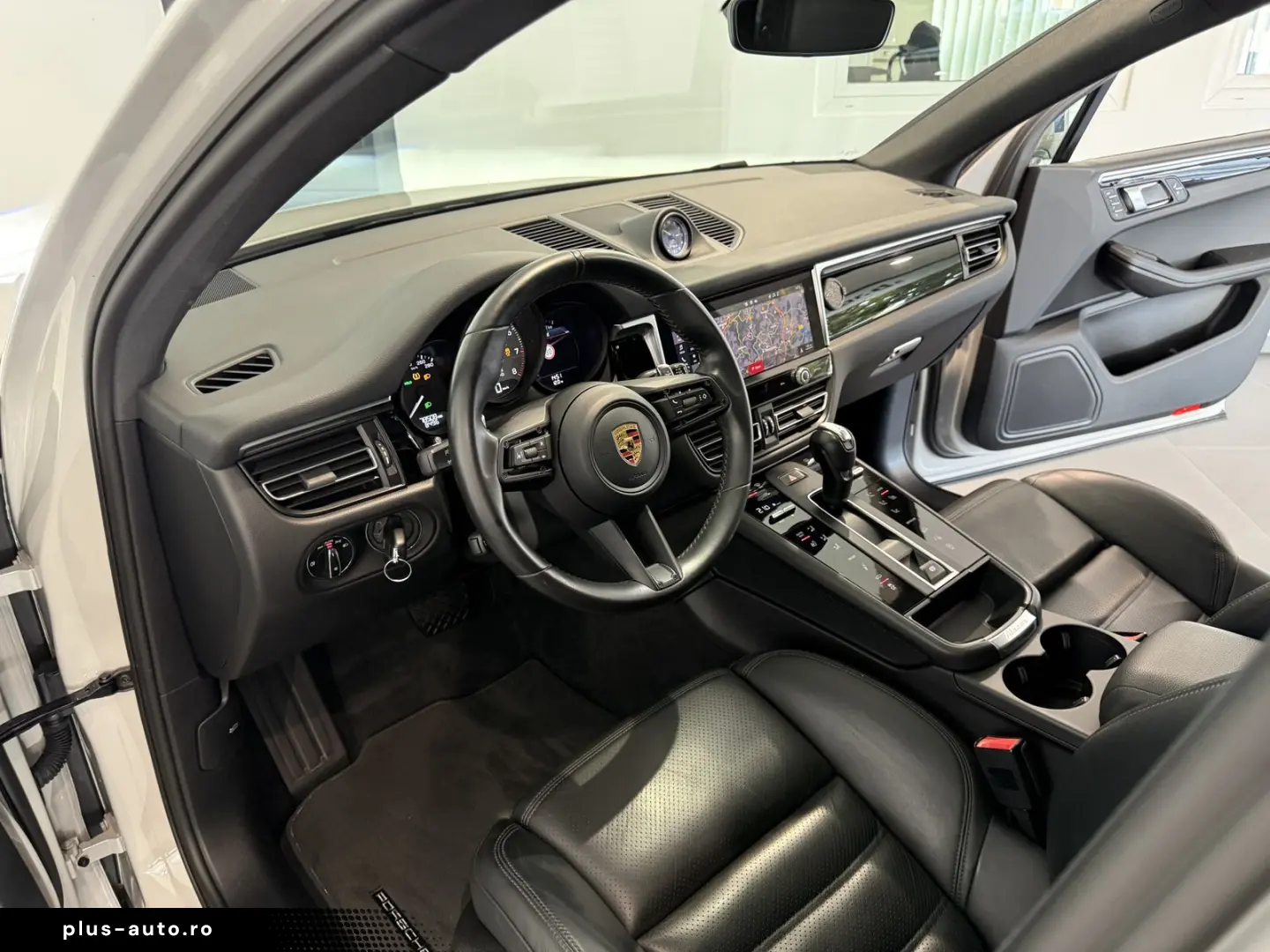 Macan S  1.Hand-Pano-18 Wege-Luft-20 -PDLS