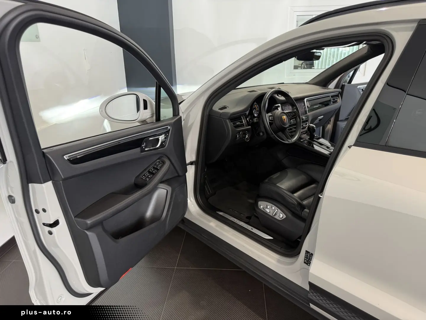 Macan S  1.Hand-Pano-18 Wege-Luft-20 -PDLS