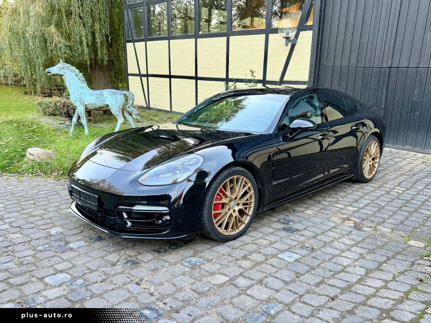 Panamera GTS Matrix H-UP Sport Design Approved