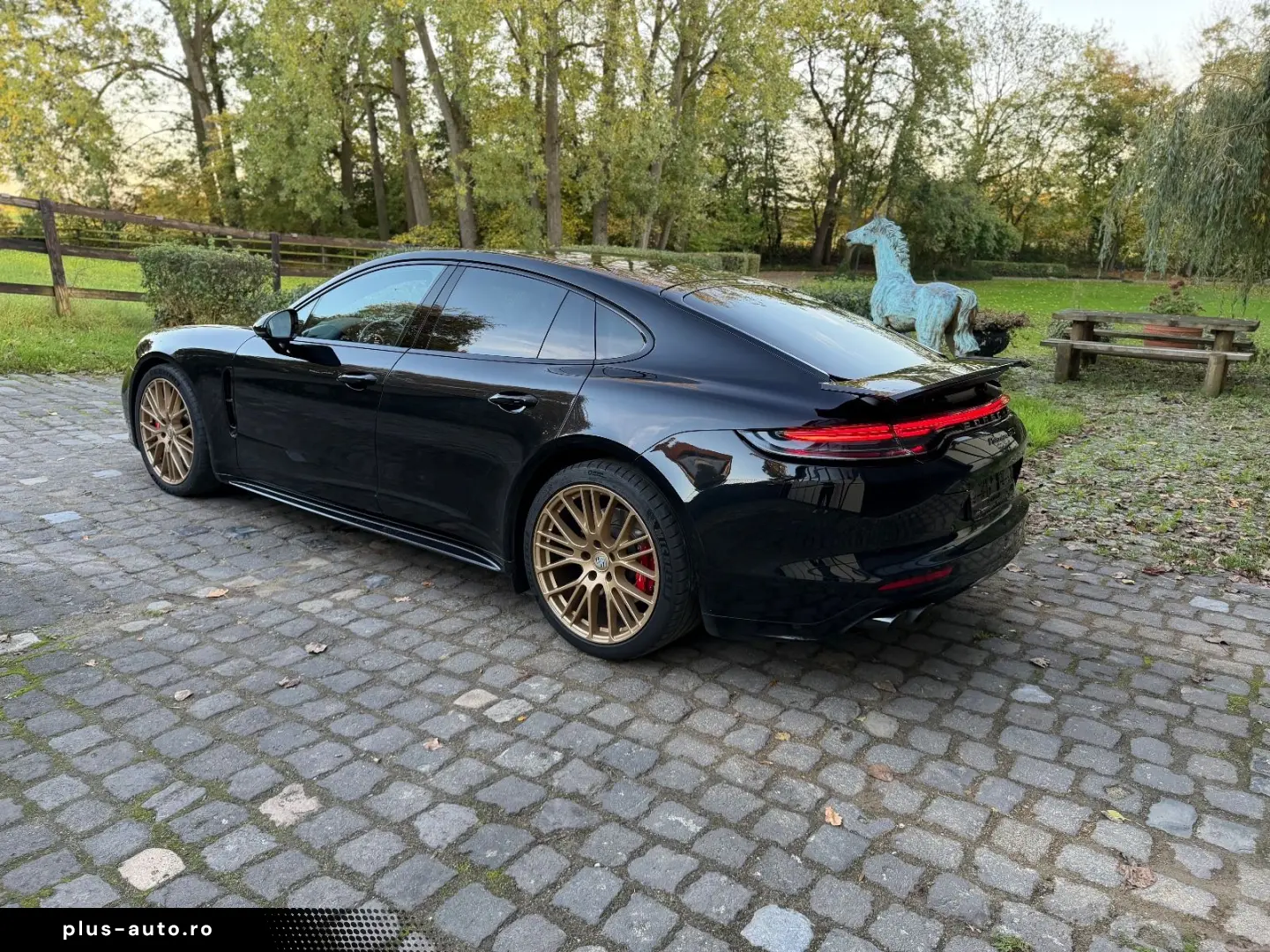 Panamera GTS Matrix H-UP Sport Design Approved