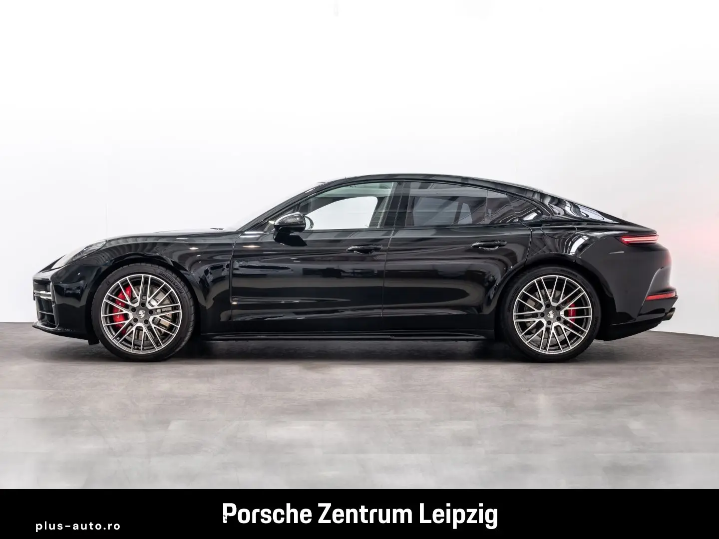 Panamera 4S E-Hybrid SportDesign HA-Lenkung Head