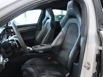 Panamera GTS  Matrix LED PDLS  HUD Panorama 360