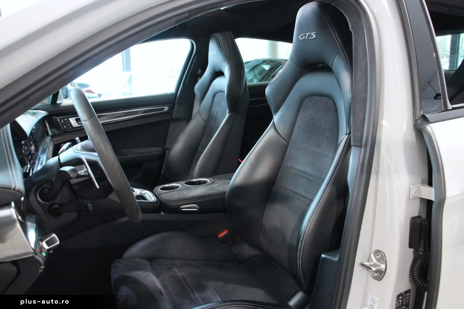 Panamera GTS  Matrix LED PDLS  HUD Panorama 360