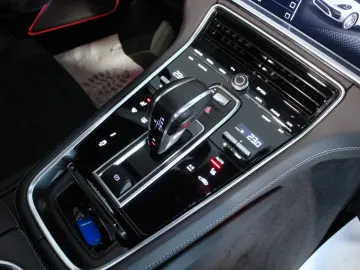 Panamera GTS  Matrix LED PDLS  HUD Panorama 360
