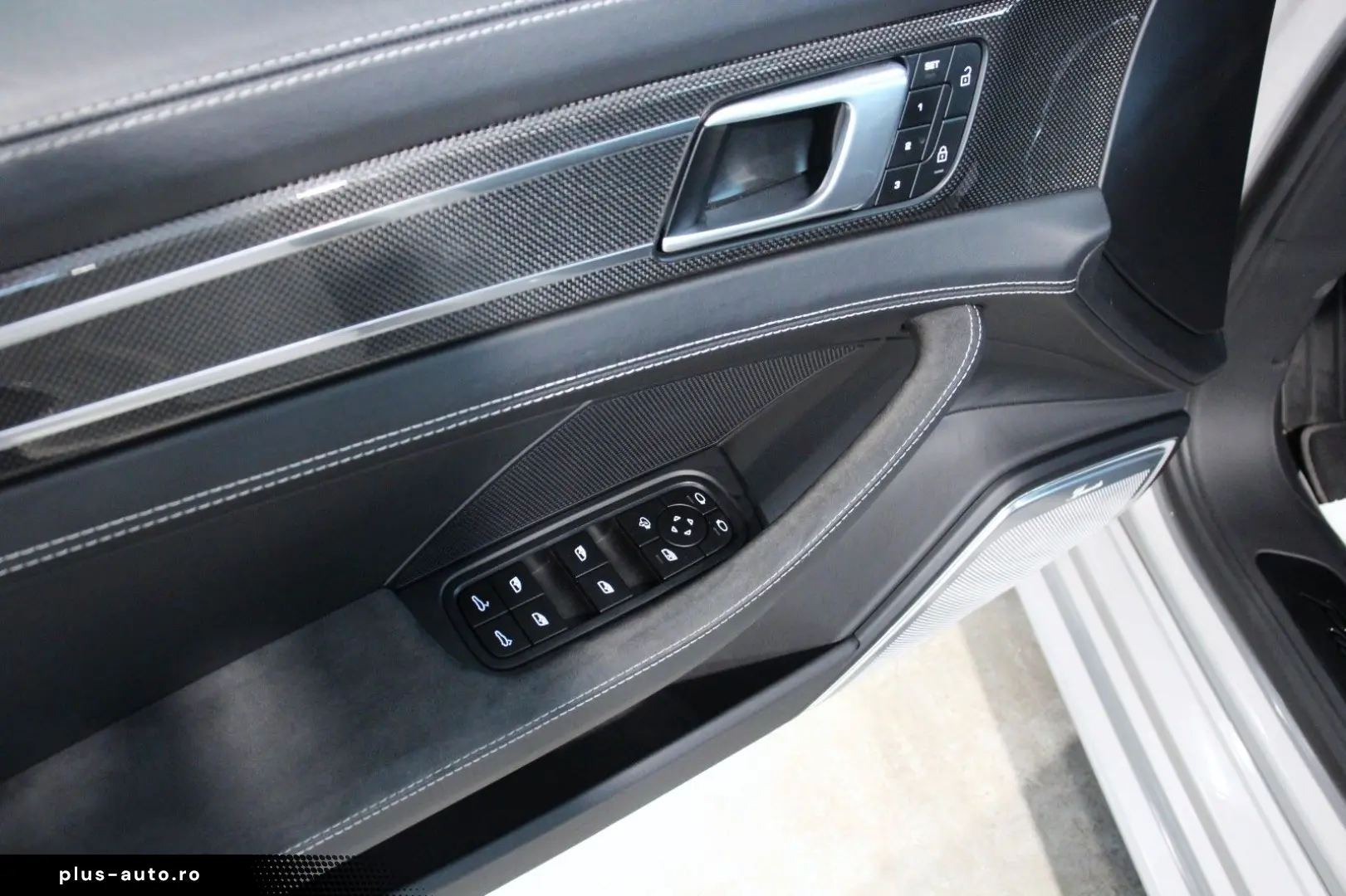 Panamera GTS  Matrix LED PDLS  HUD Panorama 360